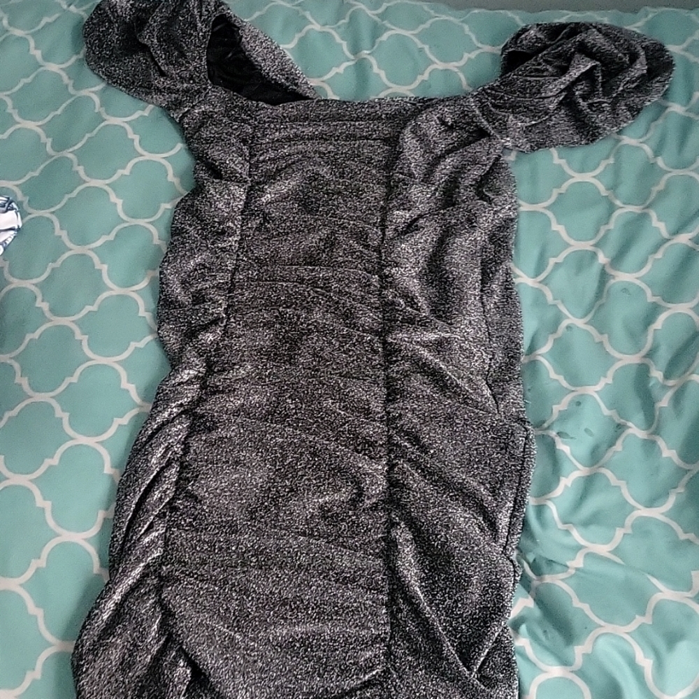 Sweetheart Neckline Silver Ruched Dress